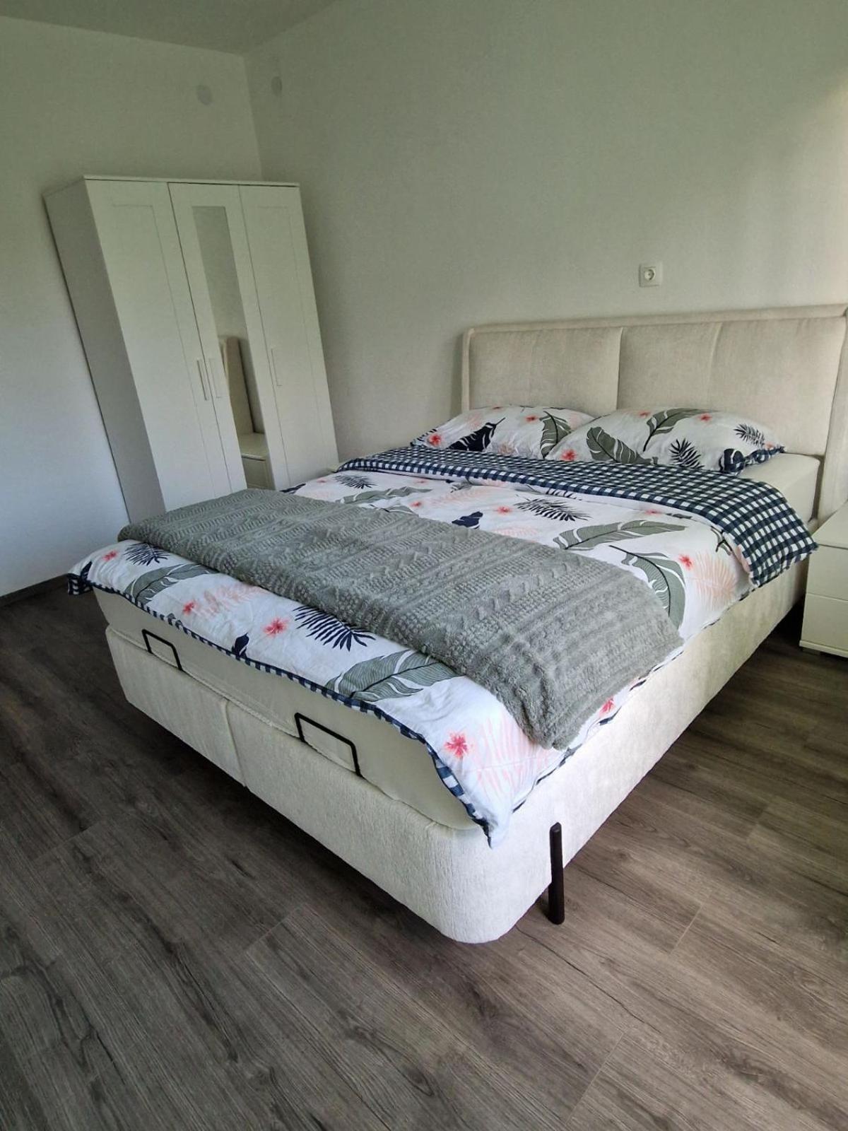 ויפאבה Apartma-Sobe Lejla מראה חיצוני תמונה